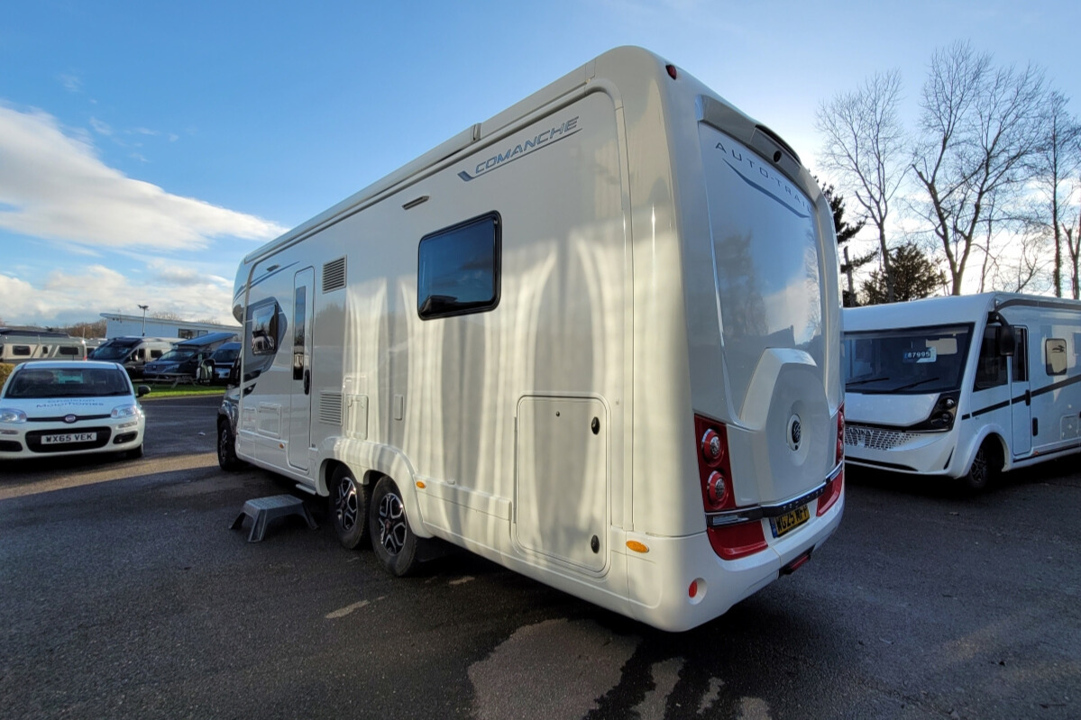 2A1F352 05 Autotrail Comanche WG25MFP