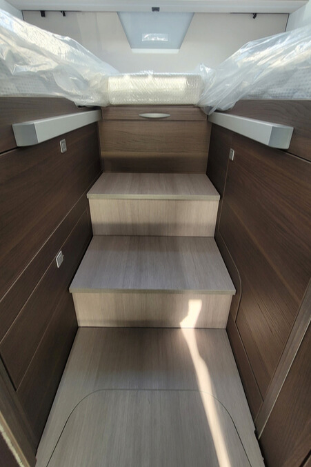 76B37E 25 Adria MatrixSupreme670DL TMC33757