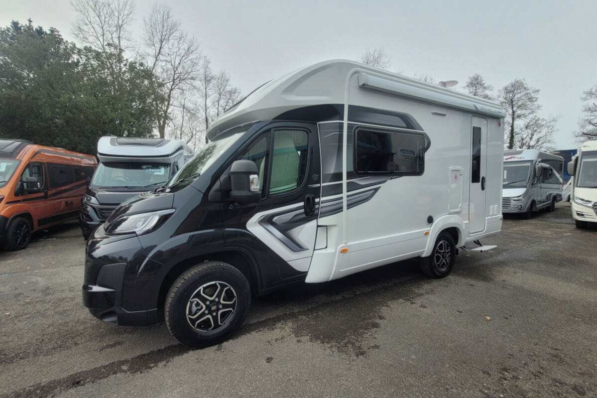 2B0849E 07 Autotrail Imala615 SMC11410