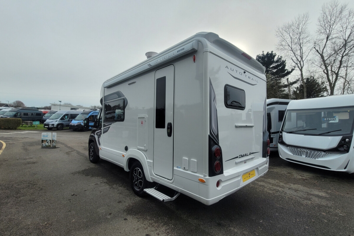 2B0849E 05 Autotrail Imala615 SMC11410