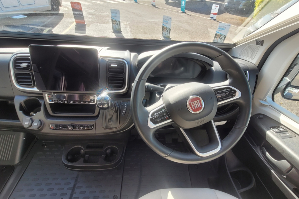 77579A 08 Swift Kontiki794 WD24VBC