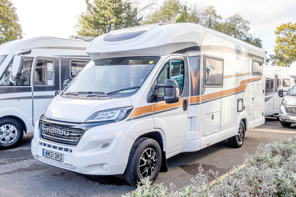 71FE12_01-2021-malibu-T430LE-WM21DKO.jpg
