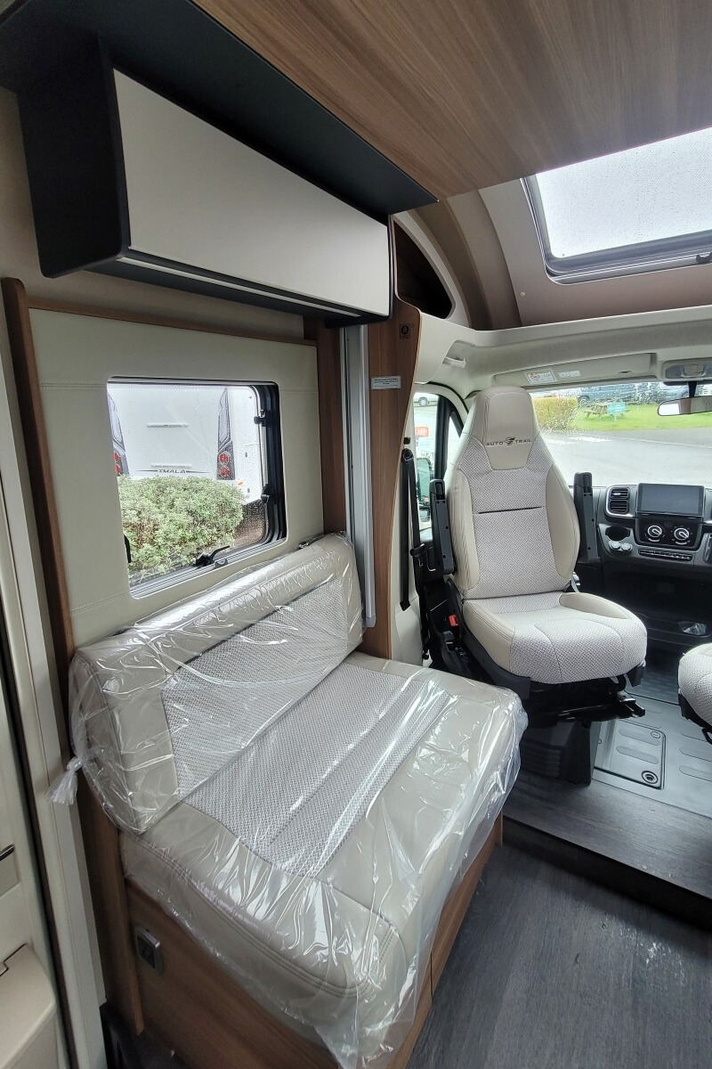 2931126 12 Autotrail Imala736 SMC16154