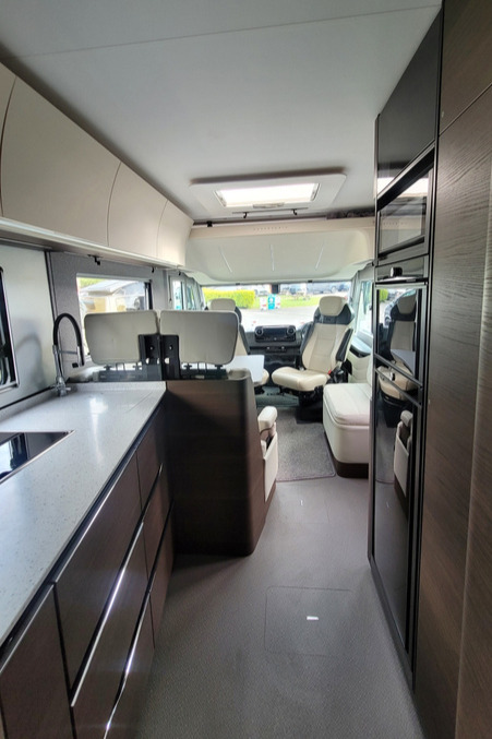 2CD74F6 15 Adria Supersonic 890LL CA23WFM