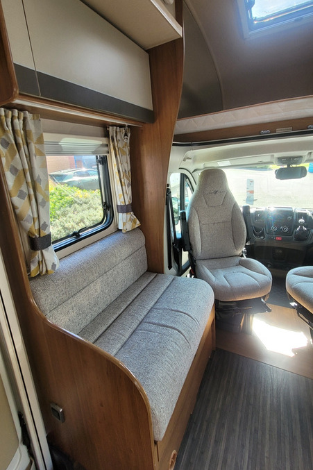 2C3988A 10 Autotrail TributeT736G WJ19TXN