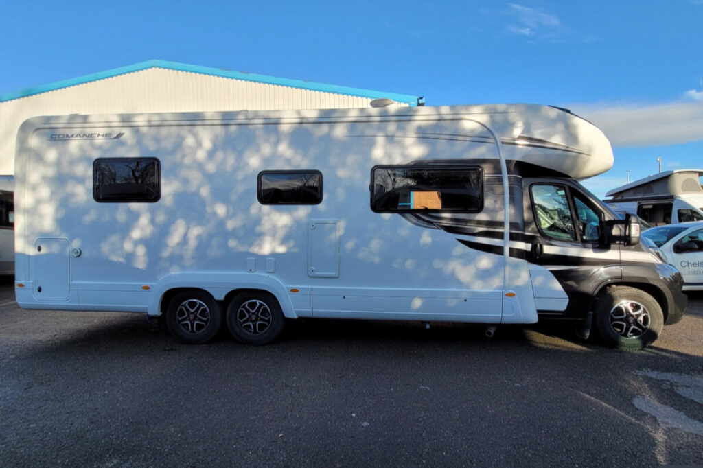 2A1F352 03 Autotrail Comanche WG25MFP