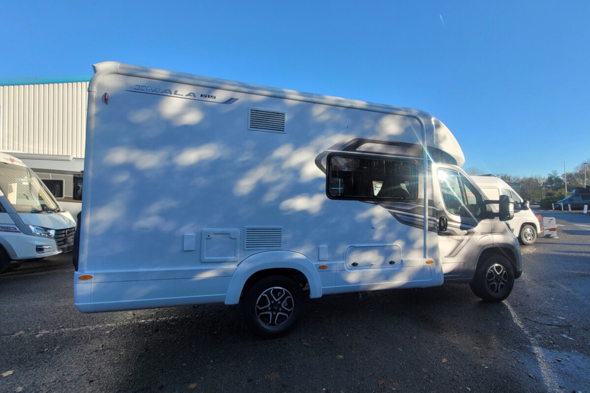 24256F2 04 Autotrail Imala615 SMB90537