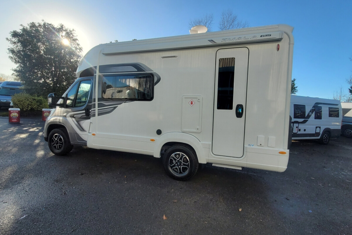 24256F2 07 Autotrail Imala615 SMB90537