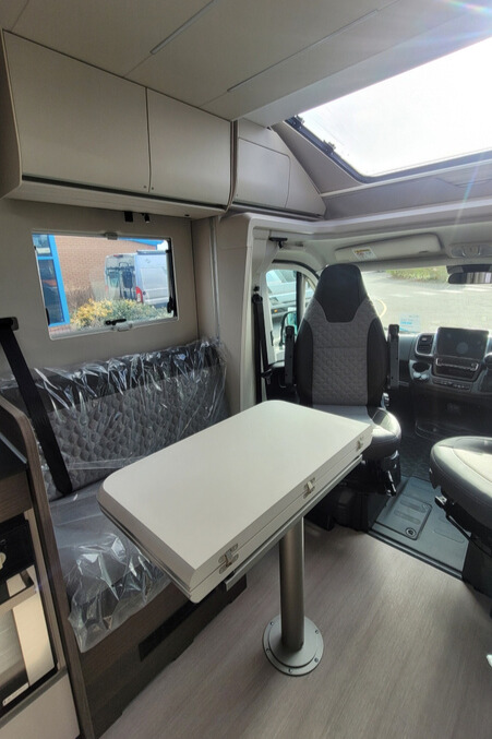 76B37E 11 Adria MatrixSupreme670DL TMC33757