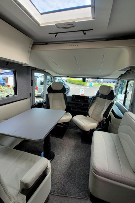 2CD74F6 13 Adria Supersonic 890LL CA23WFM