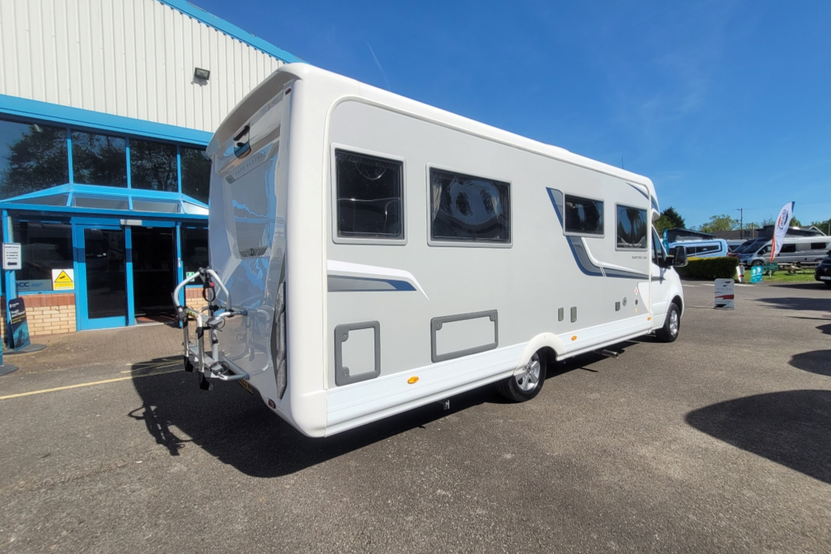 2C8FB3A 04 Autosleeper BurfordDuo CU23AHD