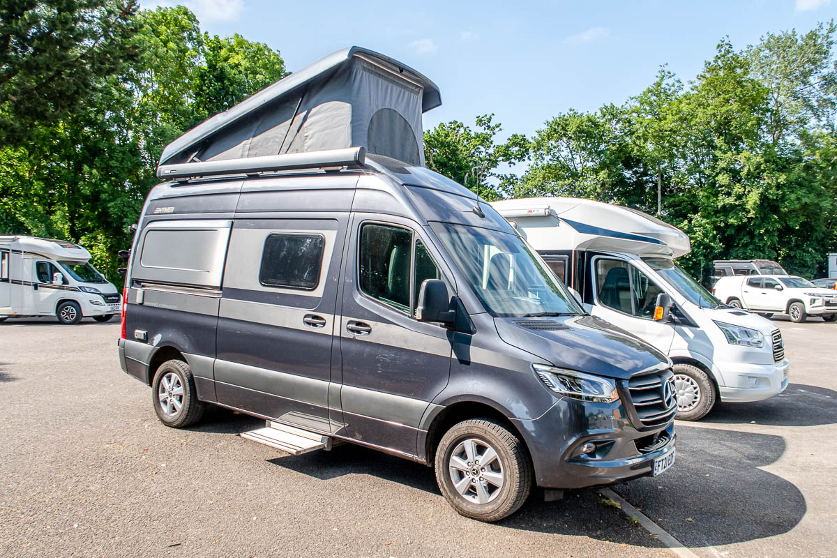 6DC2B2 01 2021 Hymer GrandCanyonS FT21EDF
