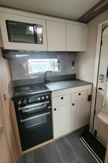 2B0849E 16 Autotrail Imala615 SMC11410
