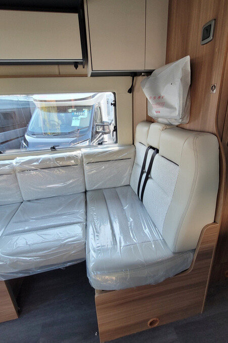 2BA1112 13 Autotrail Imala736G SMC21447