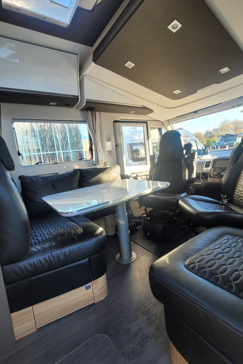 28930E2 14 Adria SonicSupreme710SL WJ71ZHG