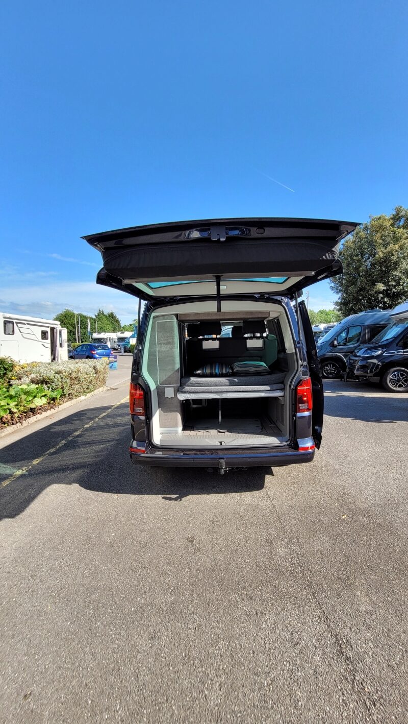 783D3E 08 Volkswagen CaliforniaOcean WG74GBX Rotated