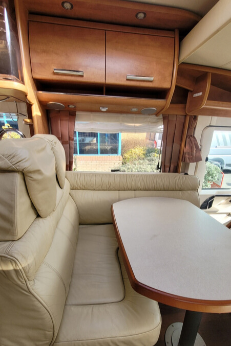 77547E 09 Carthago ChicCLineXL5.8 YN15BCO