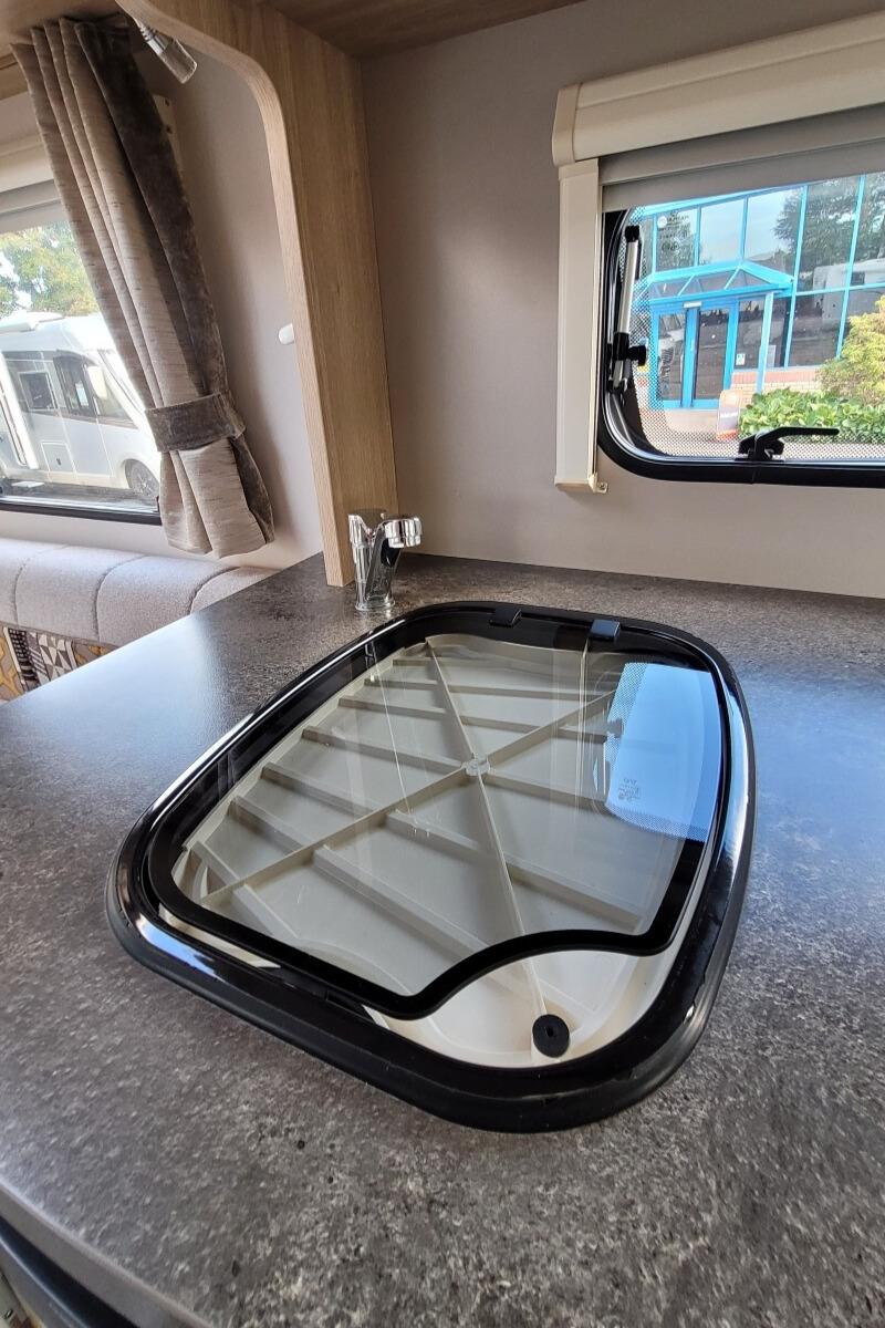 75FFB6 22 Elddis Evolution196 FX68XAF