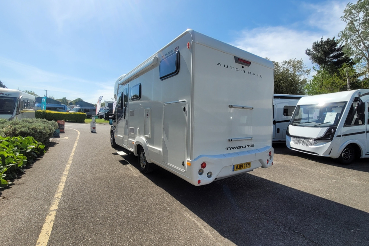 2C3988A 04 Autotrail TributeT736G WJ19TXN