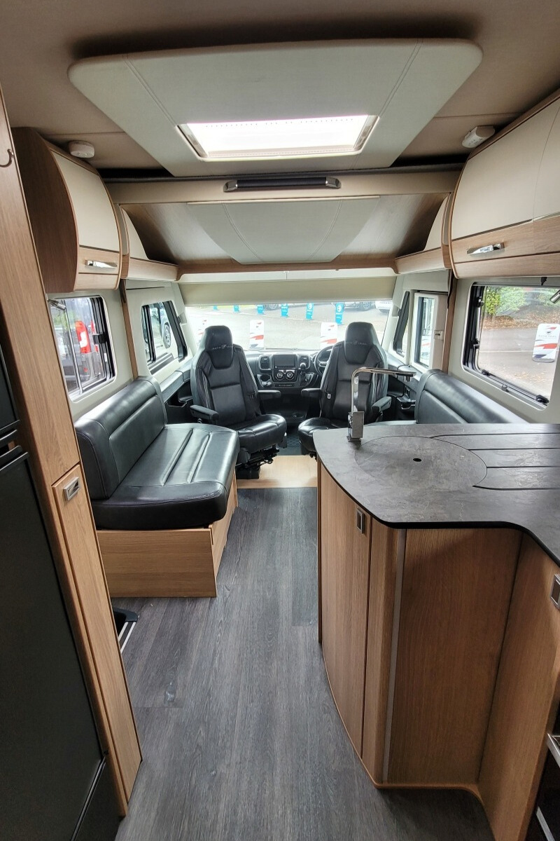 26D857A 23 Autotrail GF80 DU24UCW