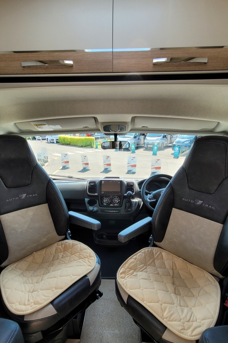 1F71202 11 Autotrail Delaware WJ24VGM