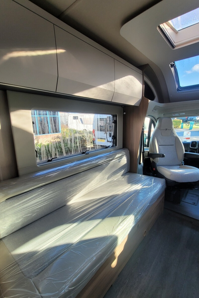 24256F2 16 Autotrail Imala615 SMB90537