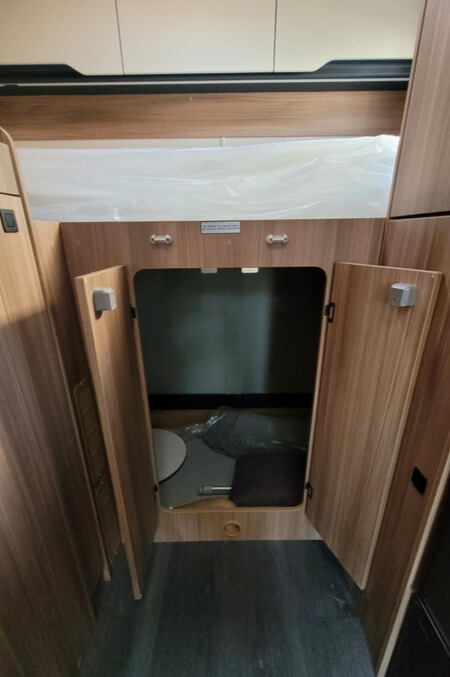 2BA1112 28 Autotrail Imala736G SMC21447