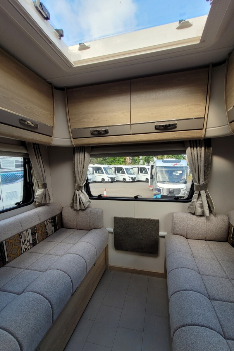 75FFB6 27 Elddis Evolution196 FX68XAF