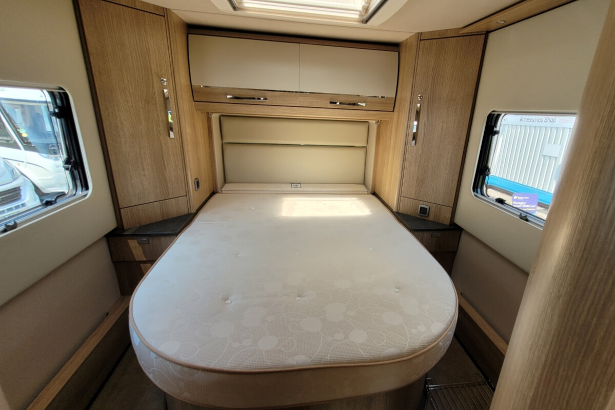 1F71202 32 Autotrail Delaware WJ24VGM