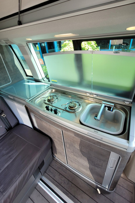 781946 18 Volkswagen CaliforniaOcean GU23DXV