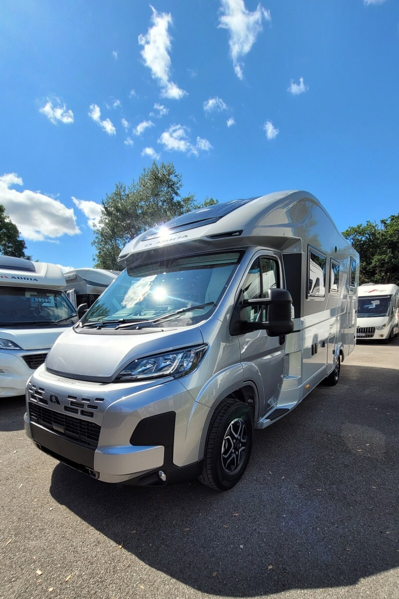 73CA7A 07 Adria Matrix670SL60th SMB08066