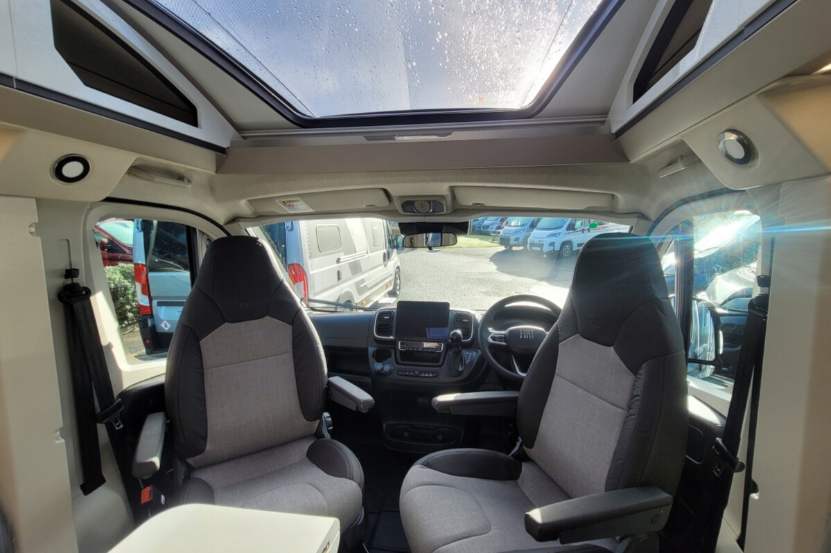 769CD2 13 Adria CompactSupremeDL SMC15818
