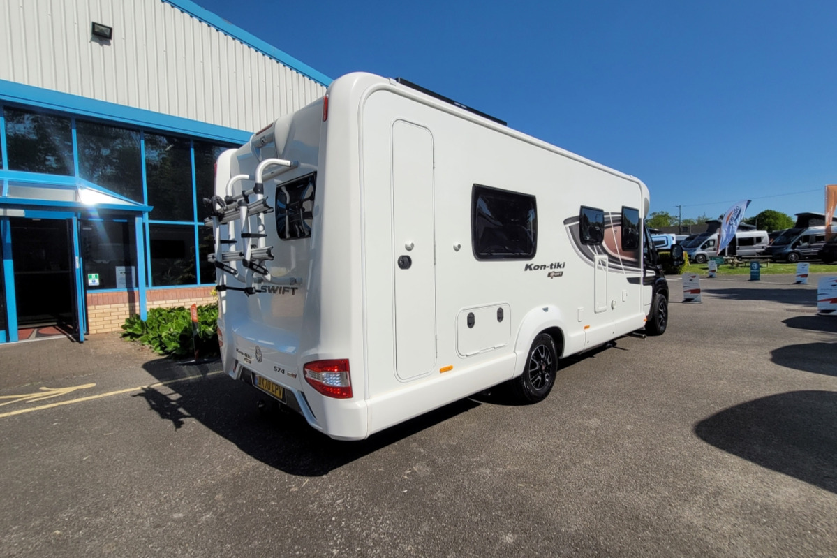 77E9E2 04 Swift KontikiSport574 DX70CPV