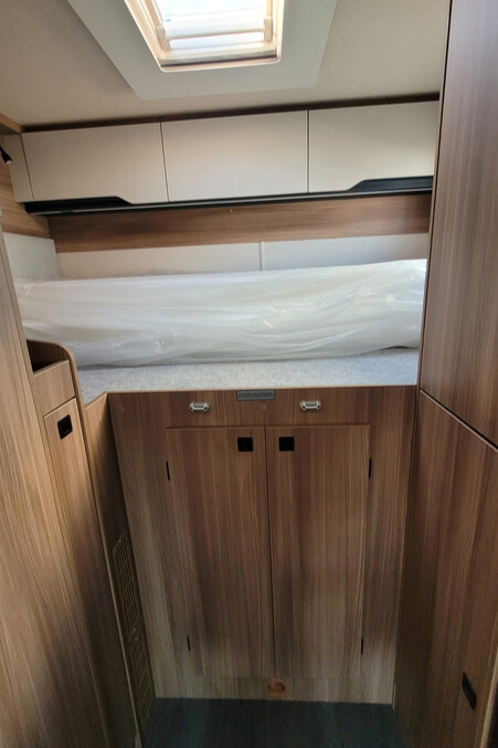 2BA1112 27 Autotrail Imala736G SMC21447