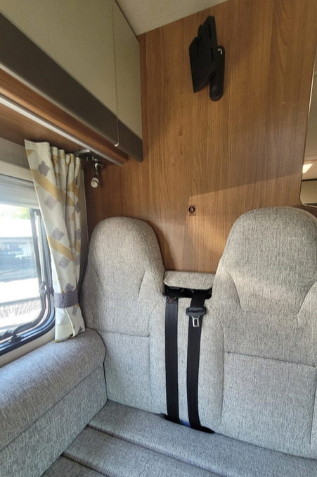 2C3988A 12 Autotrail TributeT736G WJ19TXN