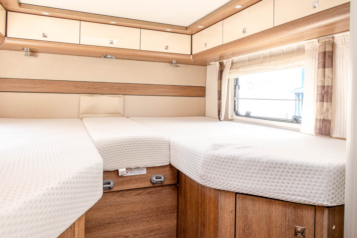 6F3B46 25 2019 Dethleffs EspritI7150EB EN19OHH