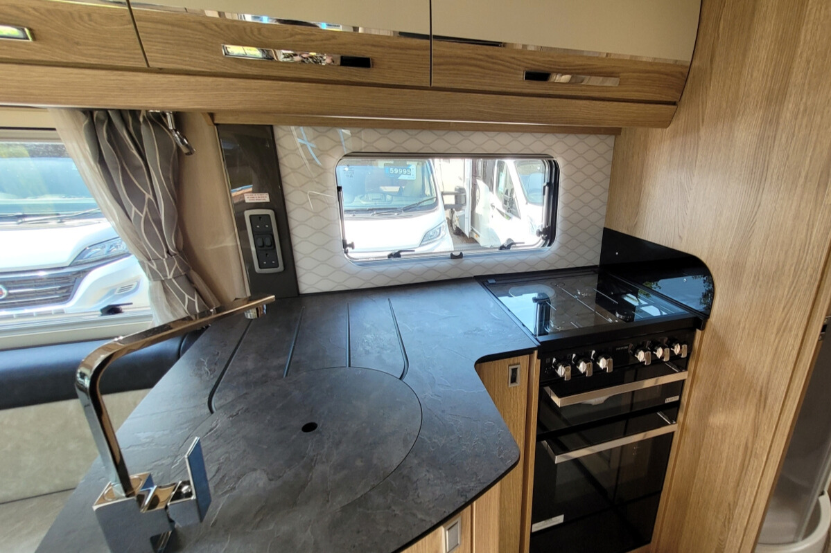 1F71202 21 Autotrail Delaware WJ24VGM