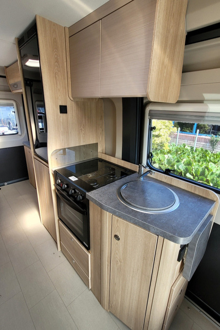 781F96 13 Elddis CV60Vogue DK70DSY