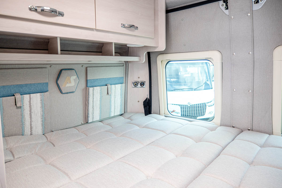1D15F12 22 2022 Autosleeper FairfordPlus PO22BFU