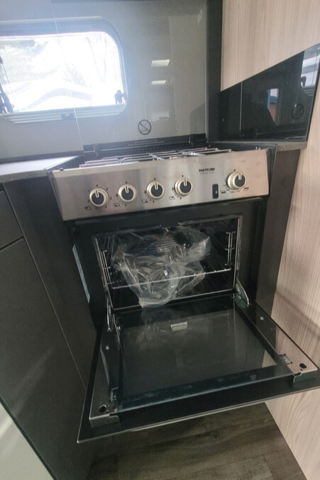 75D3DA 21 Swift Voyager540 RDSC43666