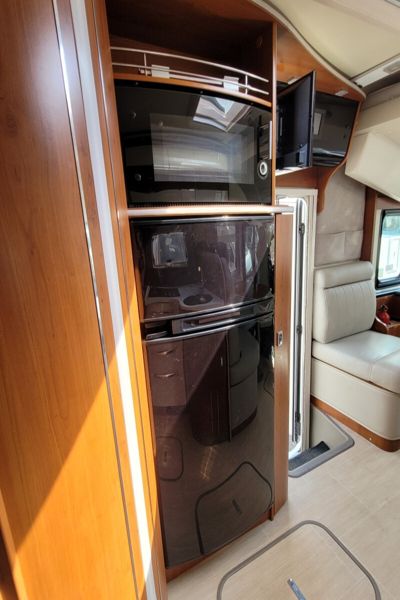 75B142 16 Mobilvetta KYacht85 PE68FPC