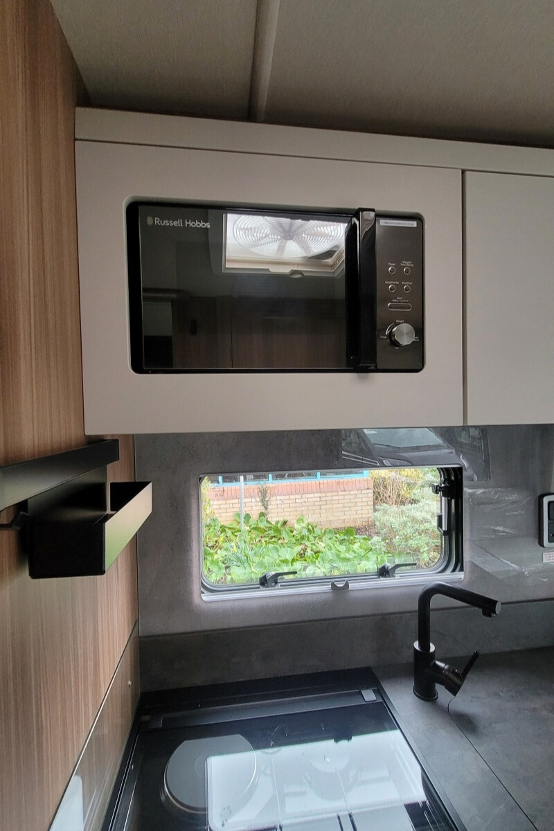 2931126 24 Autotrail Imala736 SMC16154