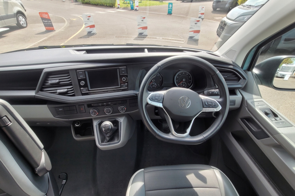 781222 07 Volkswagen ExpeditionCamper CK72NGJ