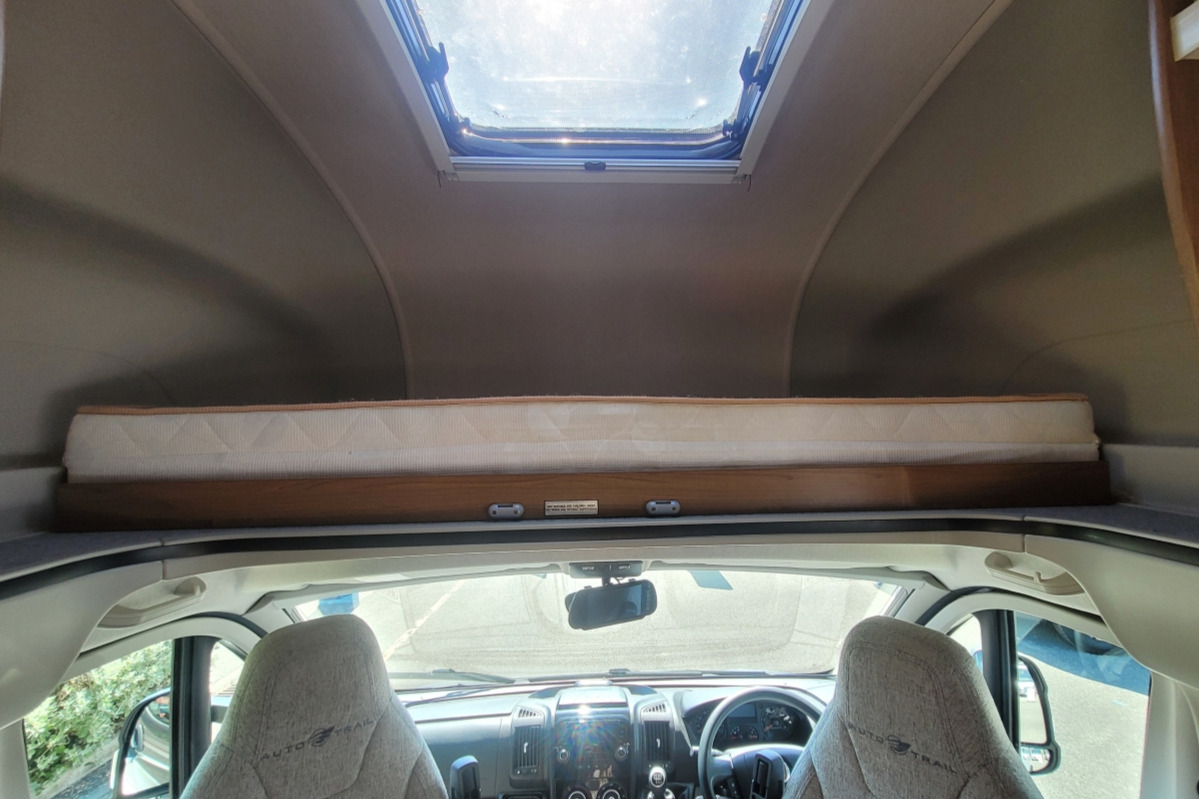 2C3988A 09 Autotrail TributeT736G WJ19TXN