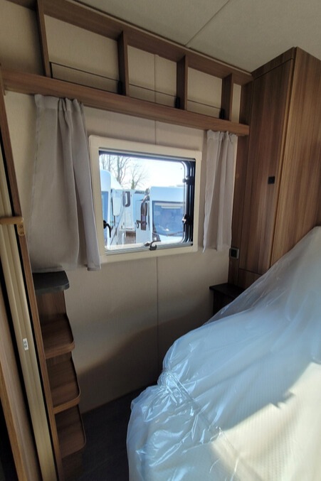 29617D2 24 Autotrail Imala730 SMC19027