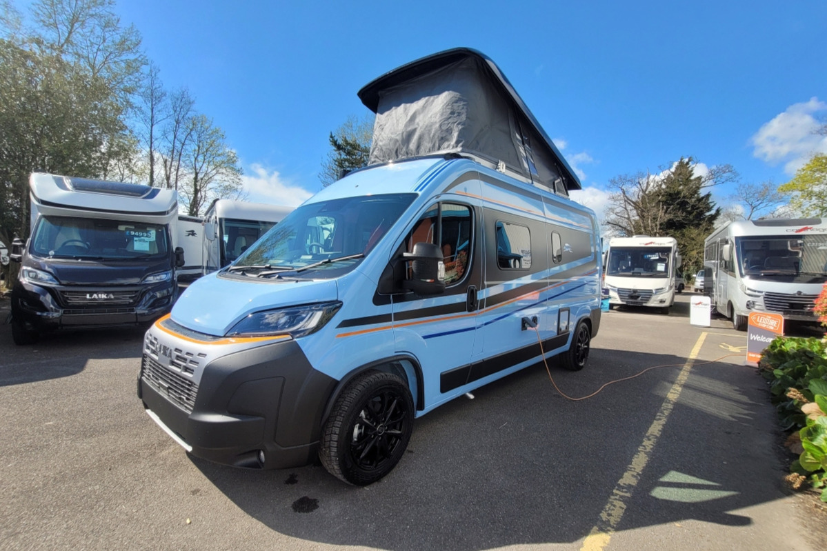 2689E7E 07 Laika KosmoSupremo AzzurroCapri SMC29527