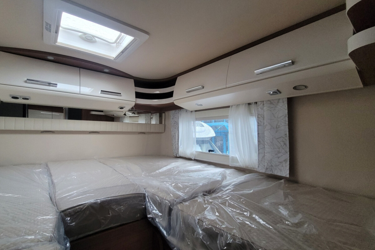 75D936 27 Carthago C2TourerI141KBLE TN365117
