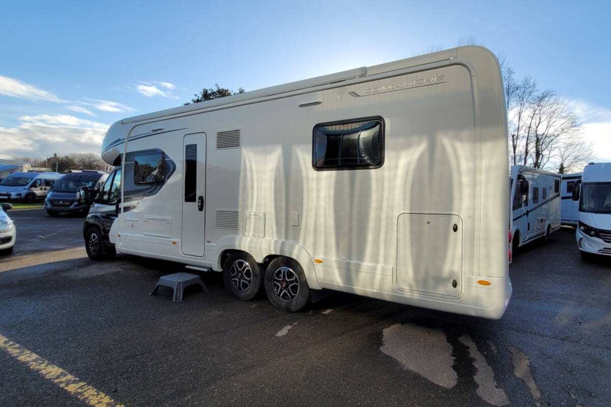 2A1F352 06 Autotrail Comanche WG25MFP