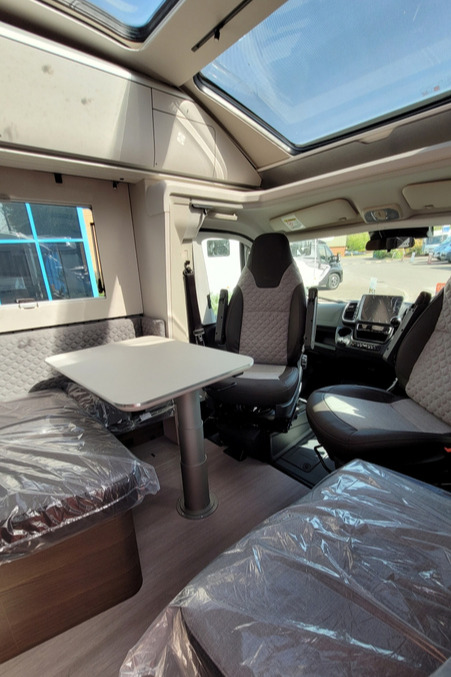 76B336 13 Adria CoralSupreme670SL TMC33518