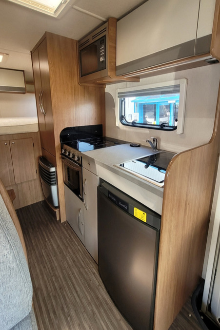 2C3988A 15 Autotrail TributeT736G WJ19TXN